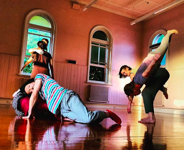 What is the link between dance and&nbsp;speaking?